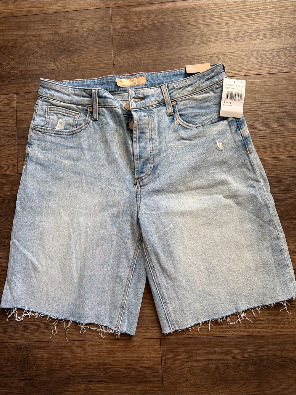 Kut from the Kloth Light Blue Denim Cut-Off Shorts